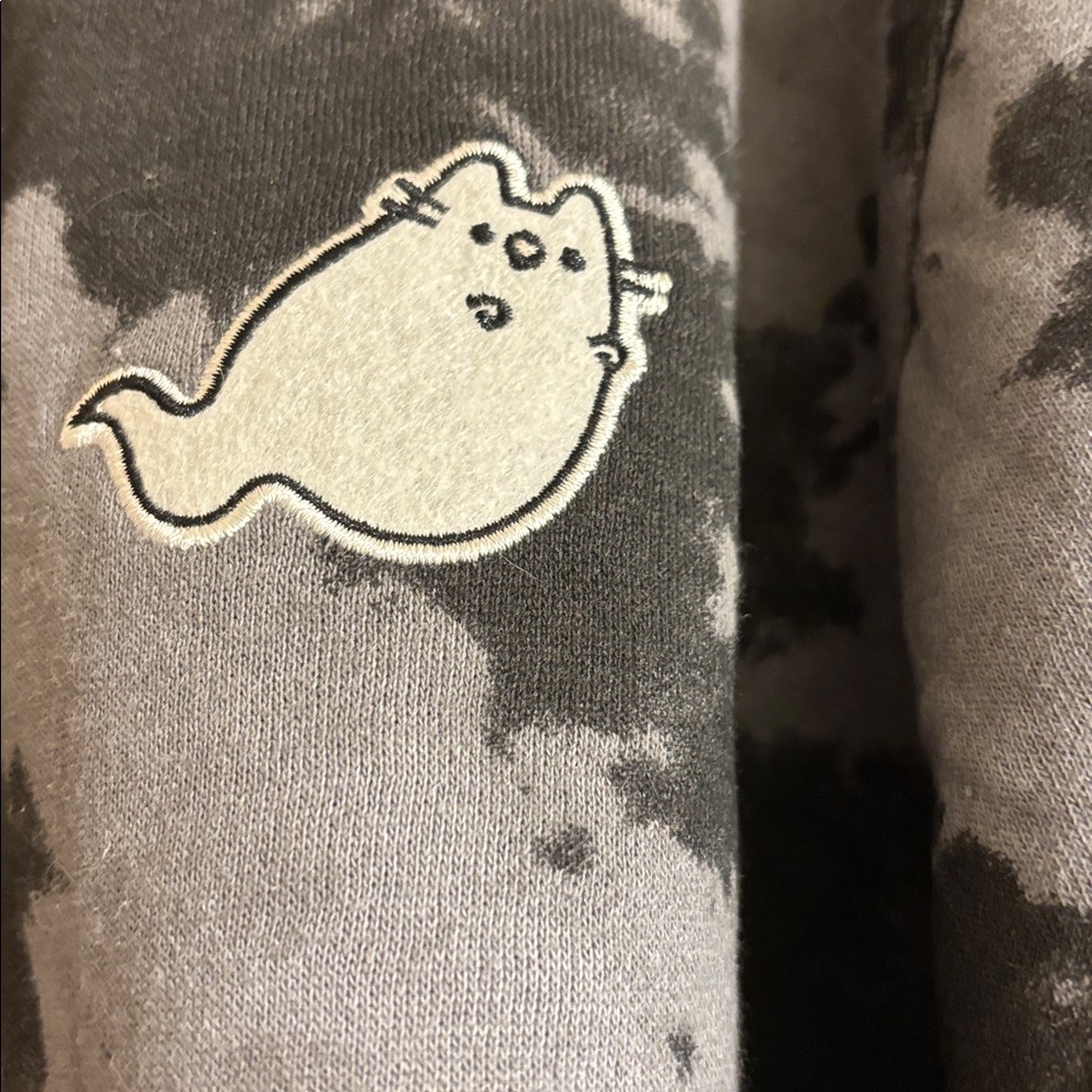 Pusheen Box Halloween Sweatshirt - Picture 2 of 7